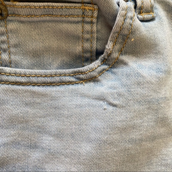 American Eagle HI Rise Shortie Shorts / Cutoff 4 - Picture 10 of 10